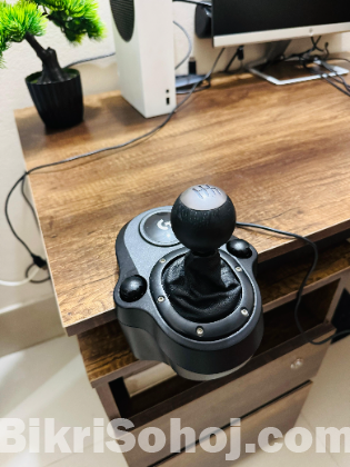Logitech g29 Steering with manual gear shifter for PC, PS1-5